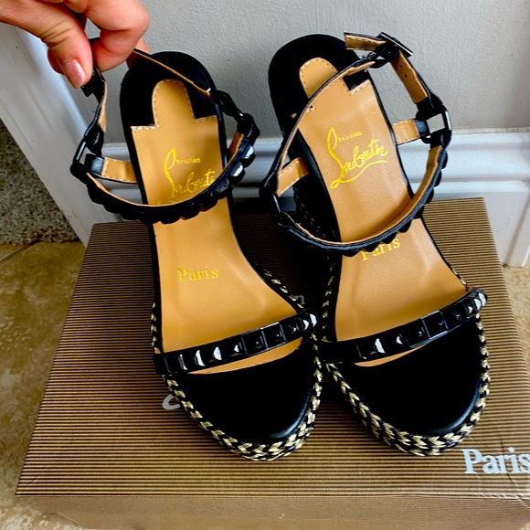 Christian Louboutin Shoes - Christian Louboutin
Women's sandals